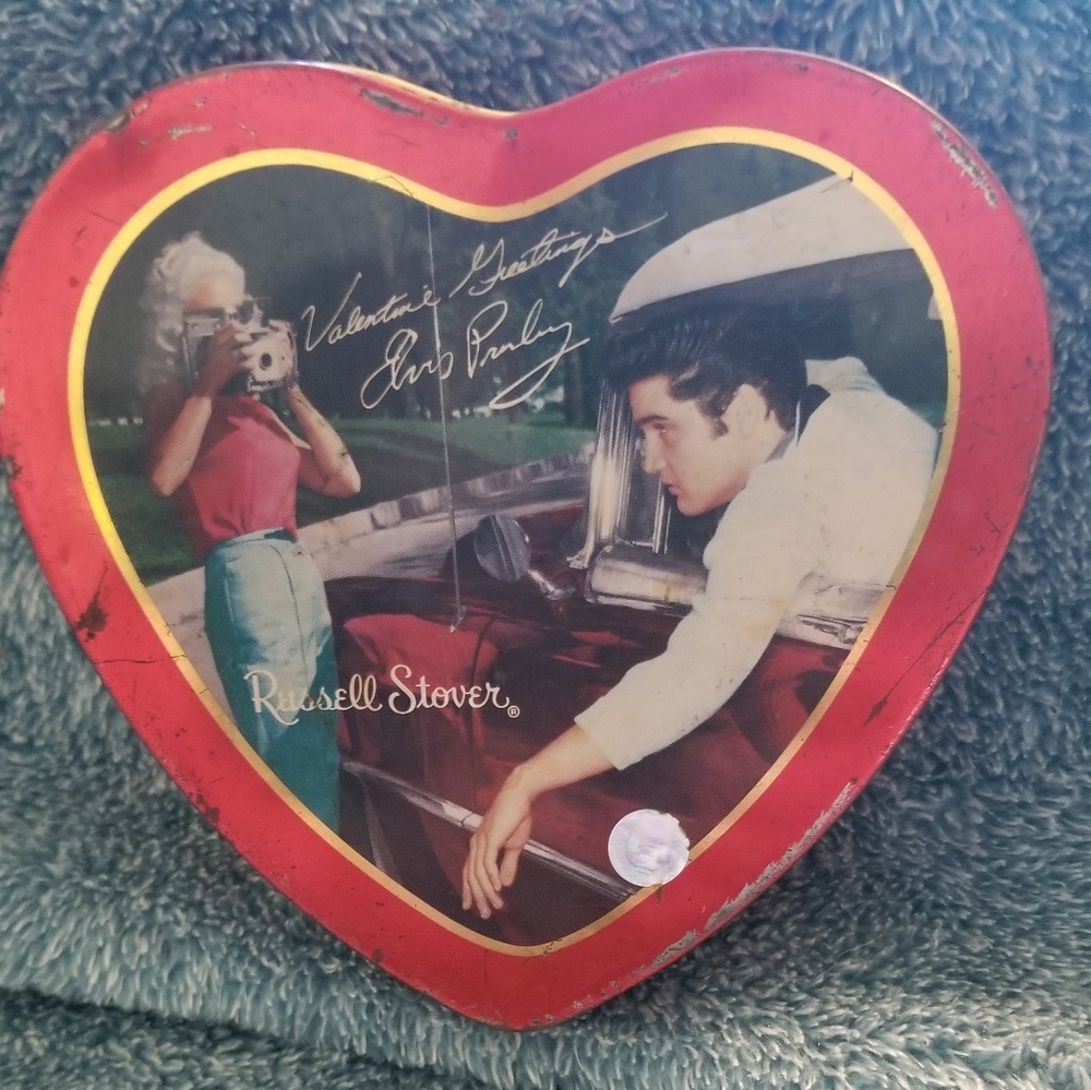 Heart shaped elvis Presley valentine tin